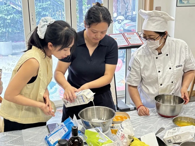 匠心焙美味 學(xué)藝潤生活——瑞方人力助力望江路街道共和路社區(qū)開展烘焙培訓(xùn)活動(dòng) 第3張